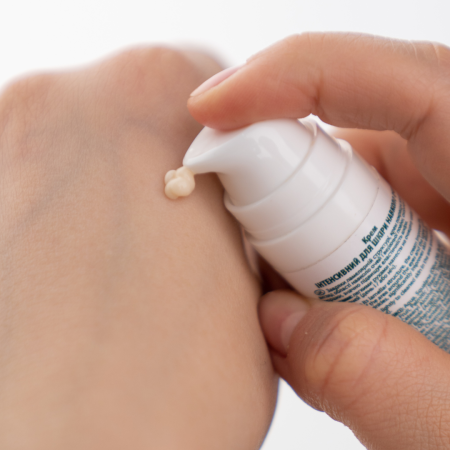 Крем ІНТЕНСИВНИЙ ДЛЯ ШКІРИ НАВКОЛО ОЧЕЙ Крем ІНТЕНСИВНИЙ ДЛЯ ШКІРИ НАВКОЛО ОЧЕЙ