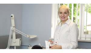 Лариса Демченко — косметологиня і розробниця українського бренду DeLav cosmetics для чутливої шкіри